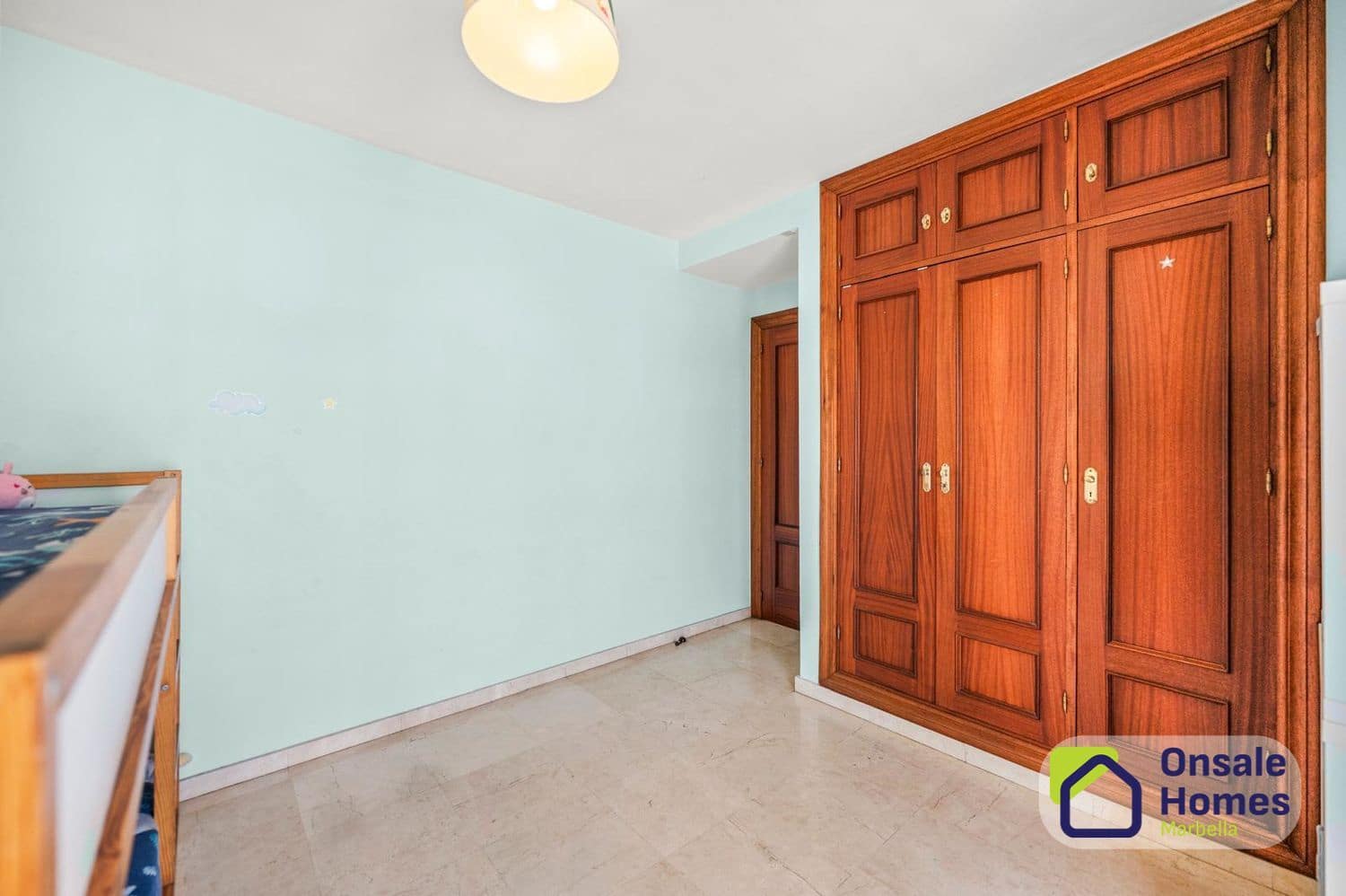 4 sypialnia Dom na sprzedaż w Marbella z basenem garażem - 590 000 € (Ref: 10118522)