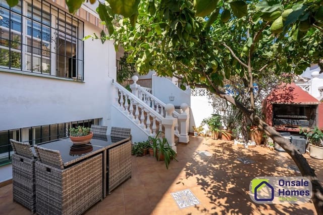 4 sypialnia Dom na sprzedaż w Torrecilla - La Cañada, Marbella z basenem garażem - 590 000 € (Ref: 10118522)