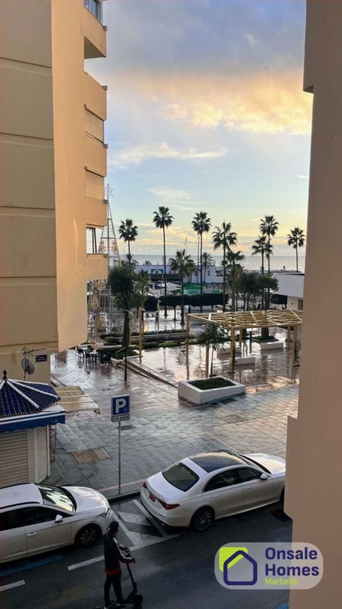 2 soverom Leilighet til salgs i Marbella med garasje - € 800 000 (Ref: 10127635)