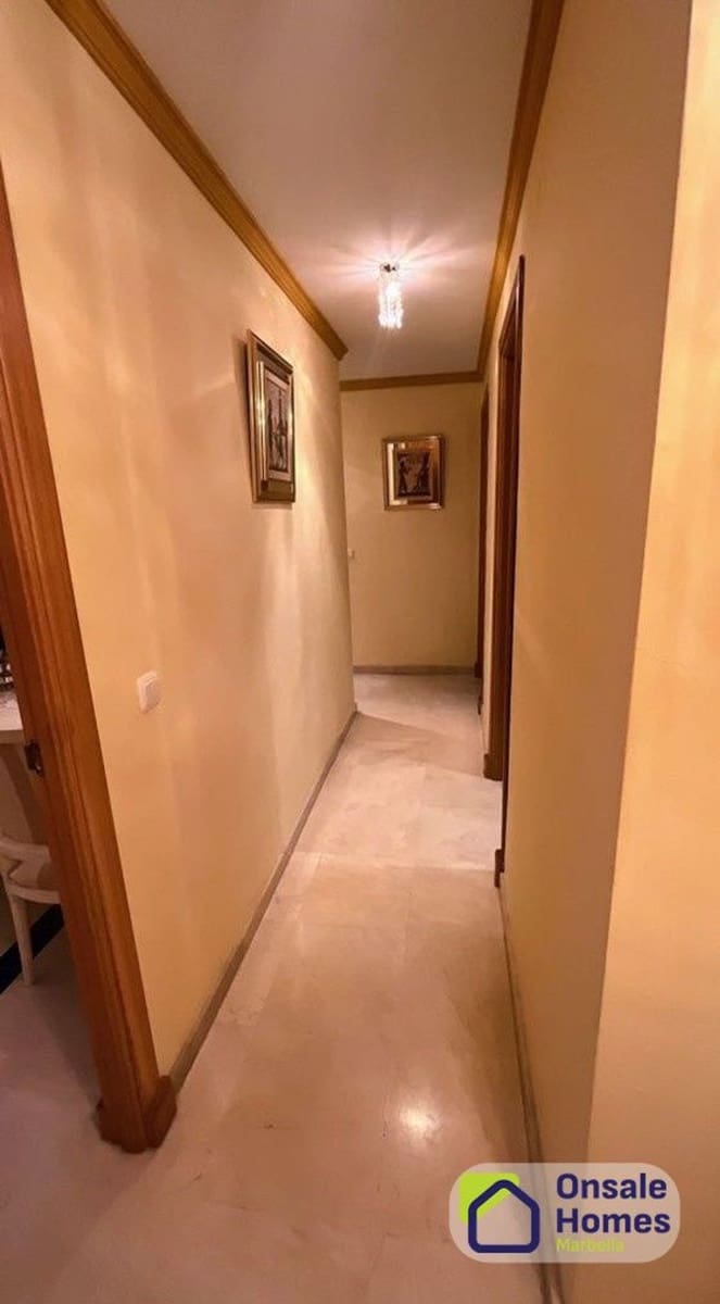 2 soverom Leilighet til salgs i Marbella med garasje - € 800 000 (Ref: 10127635)