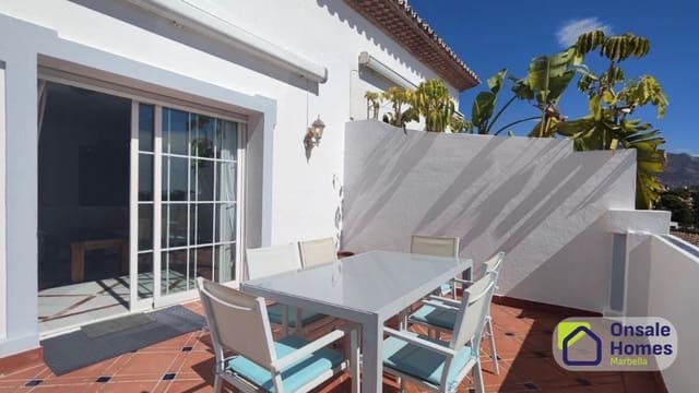 2 bedroom Apartment for rent in Nueva Andalucía Centro, Marbella with pool garage - € 2,100 (Ref: 10127636)