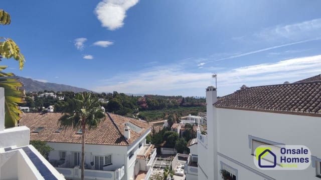 2 bedroom Apartment for rent in Nueva Andalucía Centro, Marbella with pool garage - € 2,100 (Ref: 10127636)