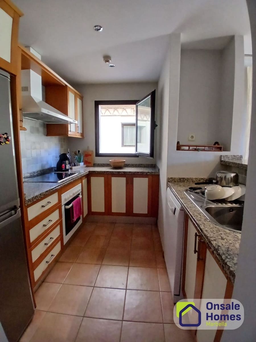 2 slaapkamer Appartement te koop in Rio Real met zwembad garage - € 475.000 (Ref: 10141498)
