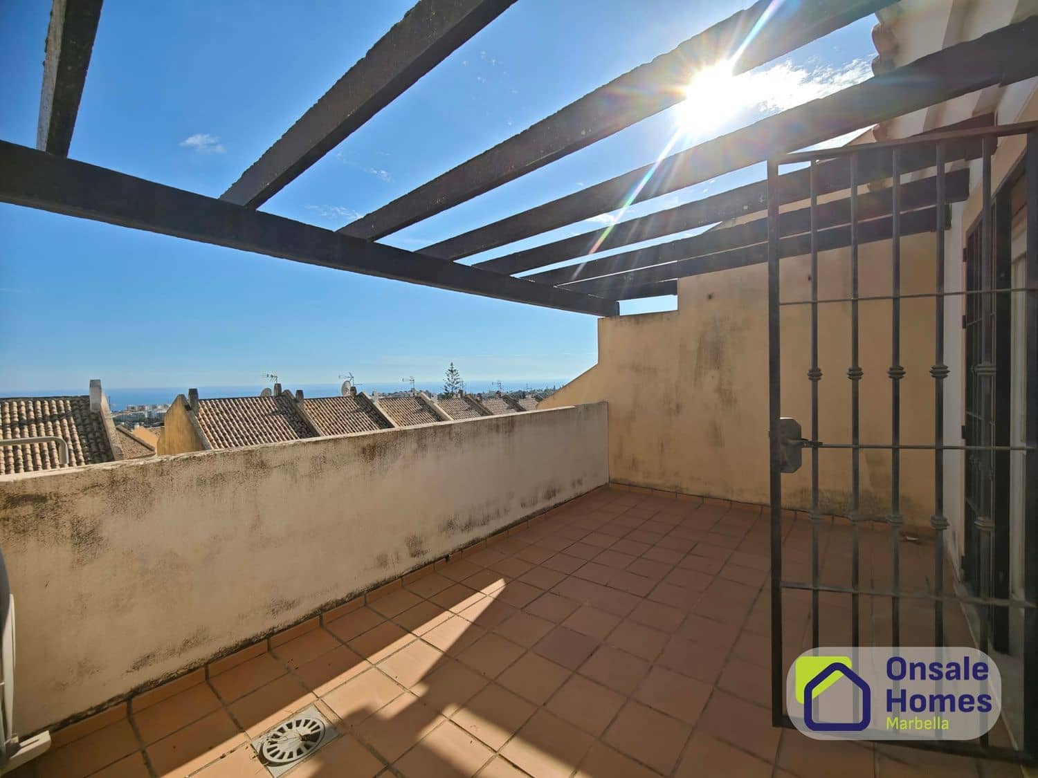 4 Zimmer Haus zu verkaufen in Marbella mit Pool Garage - 650.000 € (Ref: 10148210)