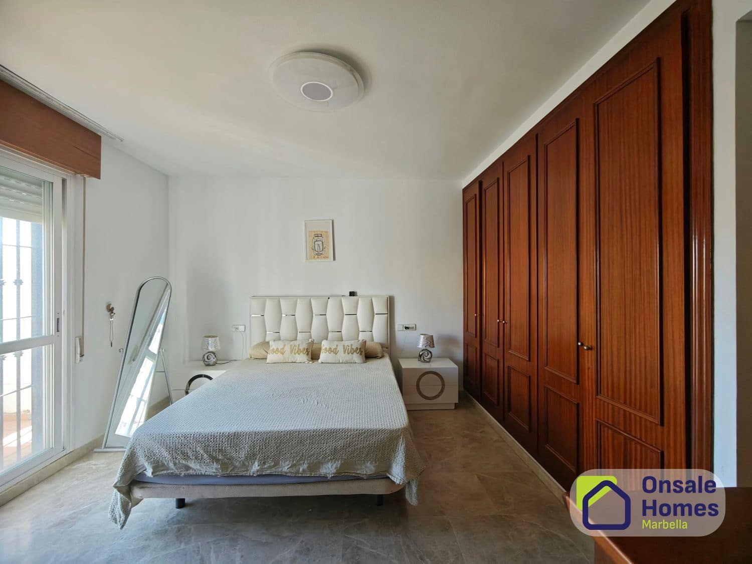 4 Zimmer Haus zu verkaufen in Marbella mit Pool Garage - 650.000 € (Ref: 10148210)