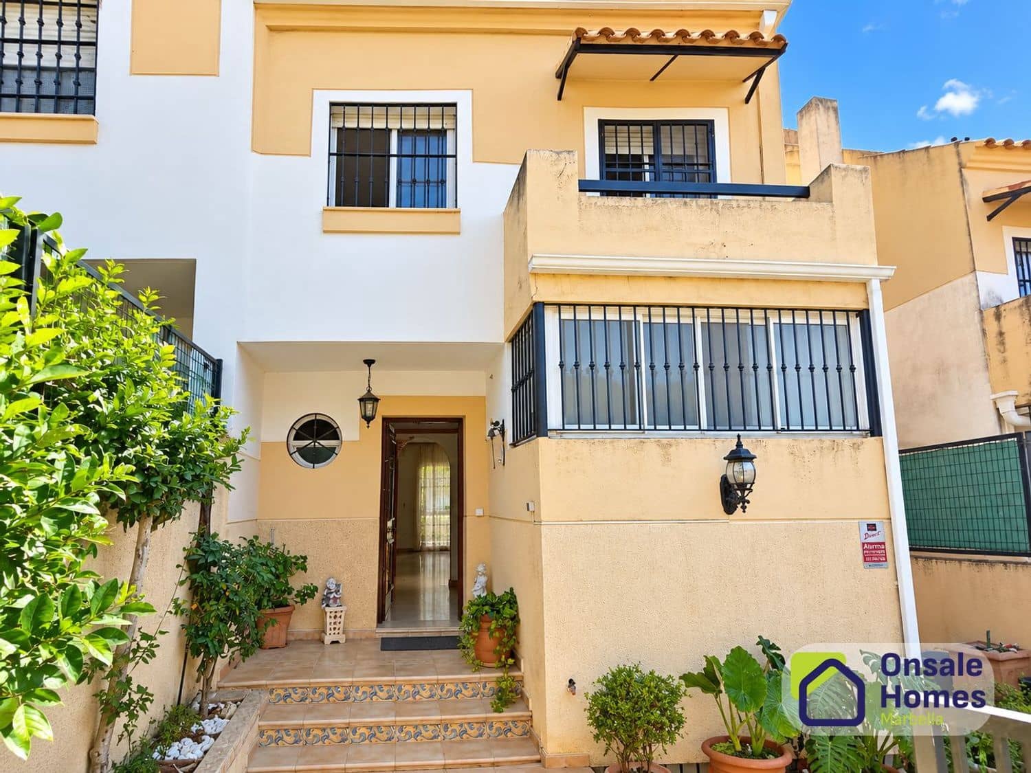 4 Zimmer Haus zu verkaufen in Marbella mit Pool Garage - 650.000 € (Ref: 10148210)