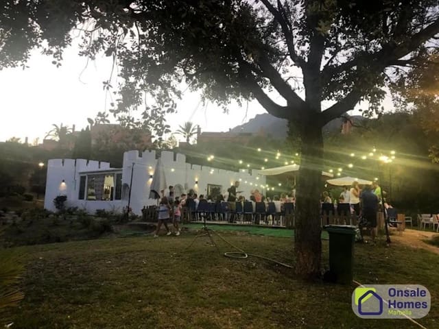 Kaupallinen vuokrattavana paikassa Valdeolletas - Las Cancelas - Xarblanca, Marbella - 600 € (Ref: 10154443)
