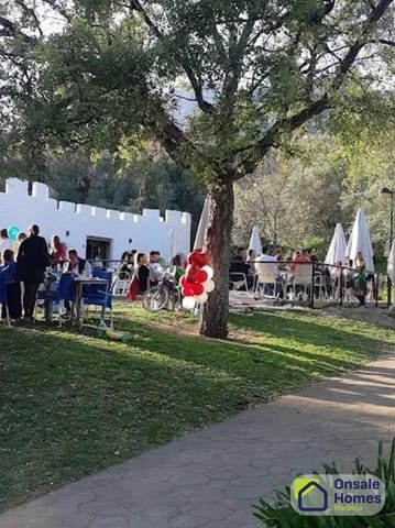 Kaupallinen vuokrattavana paikassa Valdeolletas - Las Cancelas - Xarblanca, Marbella - 600 € (Ref: 10154443)