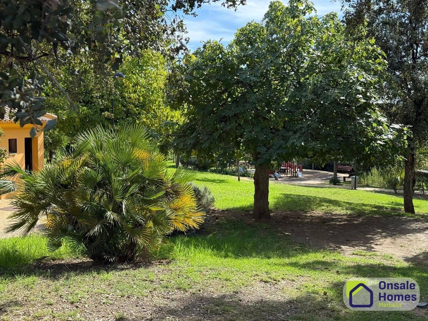 Comercial para arrendar em Marbella - 600 € (Ref: 10154443)