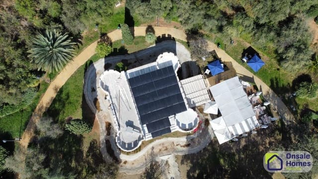 Kaupallinen vuokrattavana paikassa Valdeolletas - Las Cancelas - Xarblanca, Marbella - 600 € (Ref: 10154443)