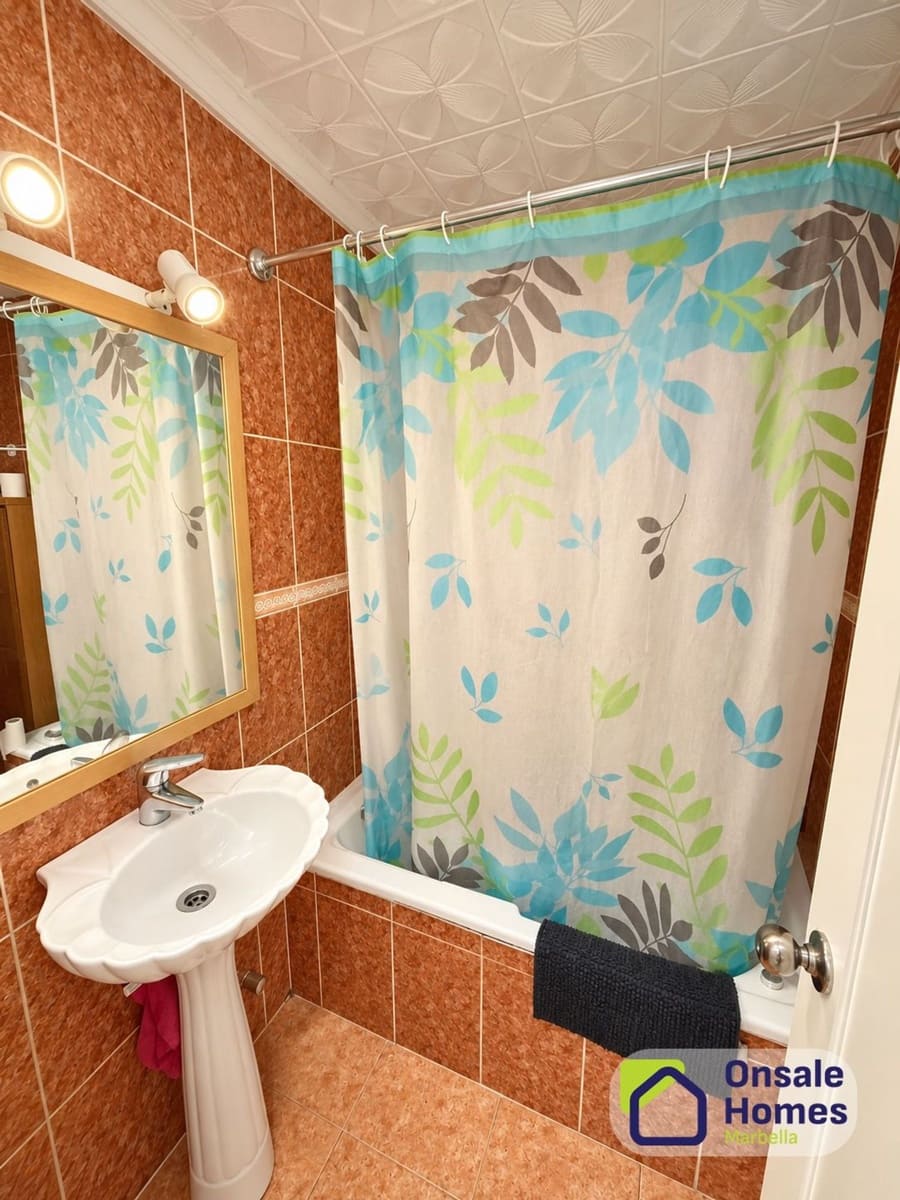 2 sovrum Lägenhet till salu i Marbella med garage - 300 000 € (Ref: 10154444)