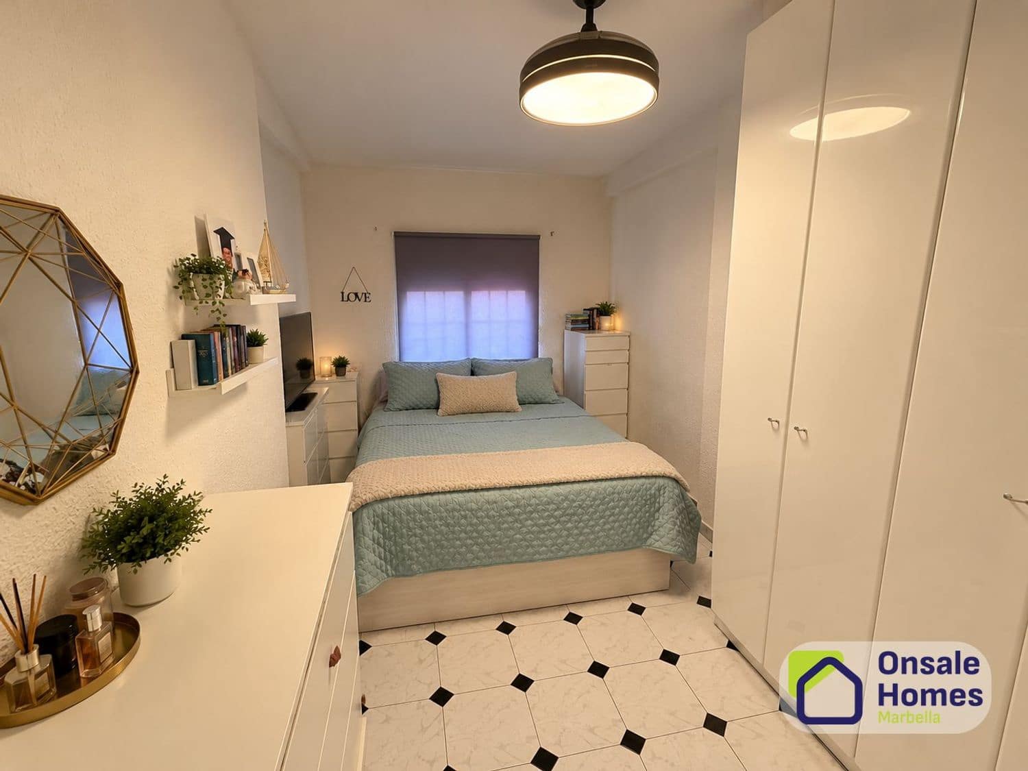 2 sovrum Lägenhet till salu i Marbella med garage - 300 000 € (Ref: 10154444)