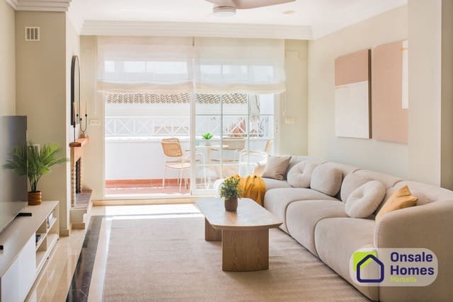 2 sovrum Lägenhet till salu i Río Real, Marbella med pool garage - 530 000 € (Ref: 10157093)