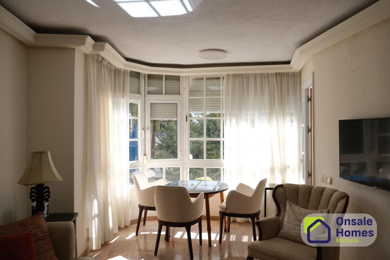 Apartamento de 3 habitaciones en Marbella en venta con piscina garaje - 787.000 € (Ref: 10165971)