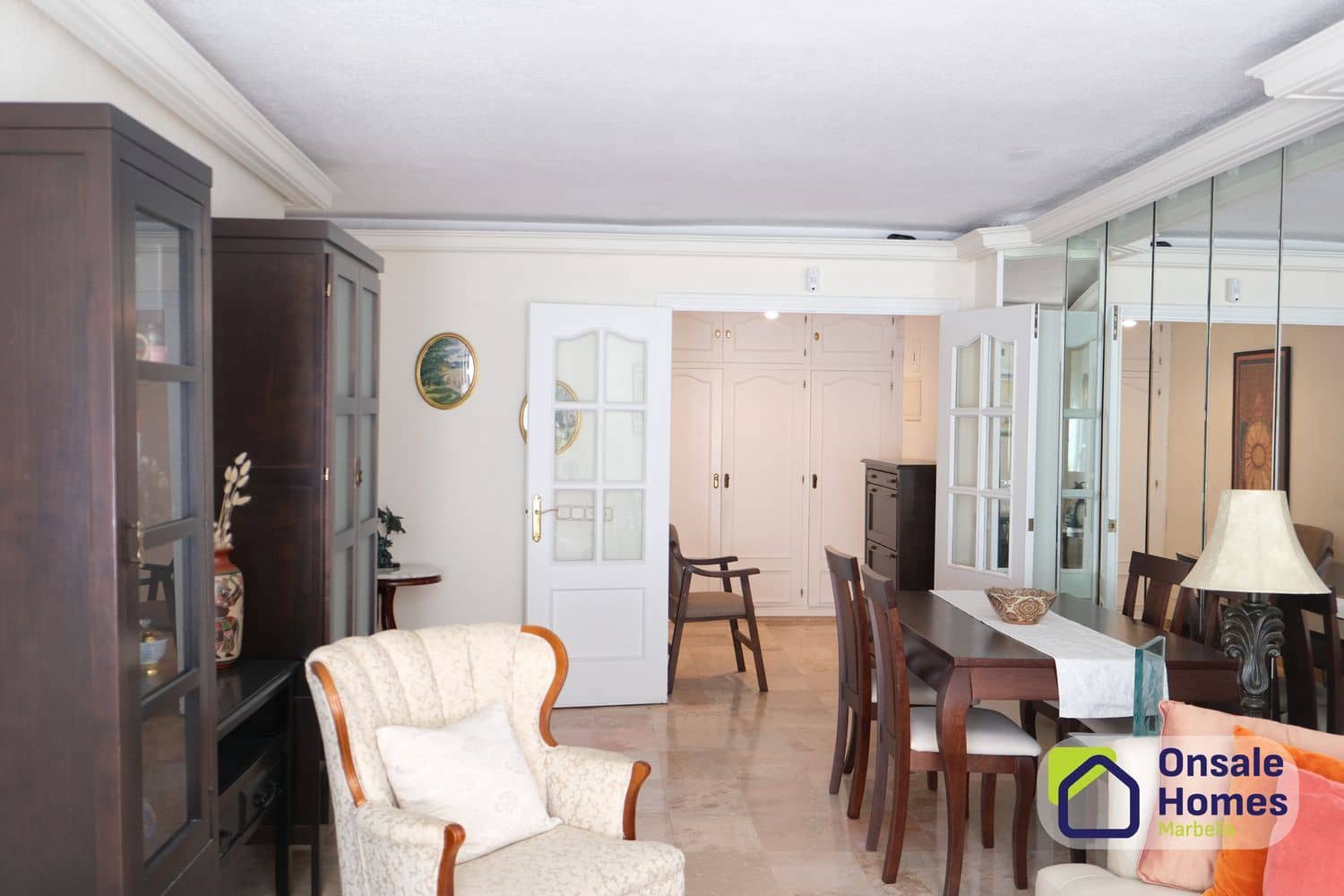 Apartamento de 3 habitaciones en Marbella en venta con piscina garaje - 787.000 € (Ref: 10165971)