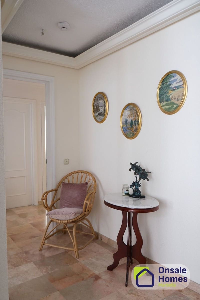 Apartamento de 3 habitaciones en Marbella en venta con piscina garaje - 787.000 € (Ref: 10165971)