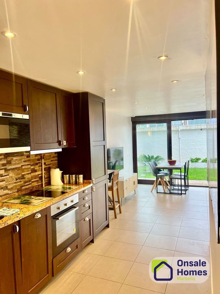 2 sypialnia Apartament na sprzedaż w San Pedro de Alcantara z basenem garażem - 320 000 € (Ref: 10184091)
