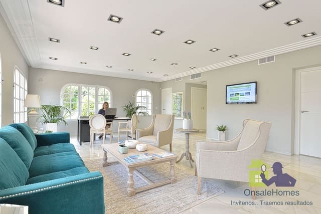 Undeveloped Land for sale in Cabopino - Artola, Marbella - € 4,000,000 (Ref: 7140358)