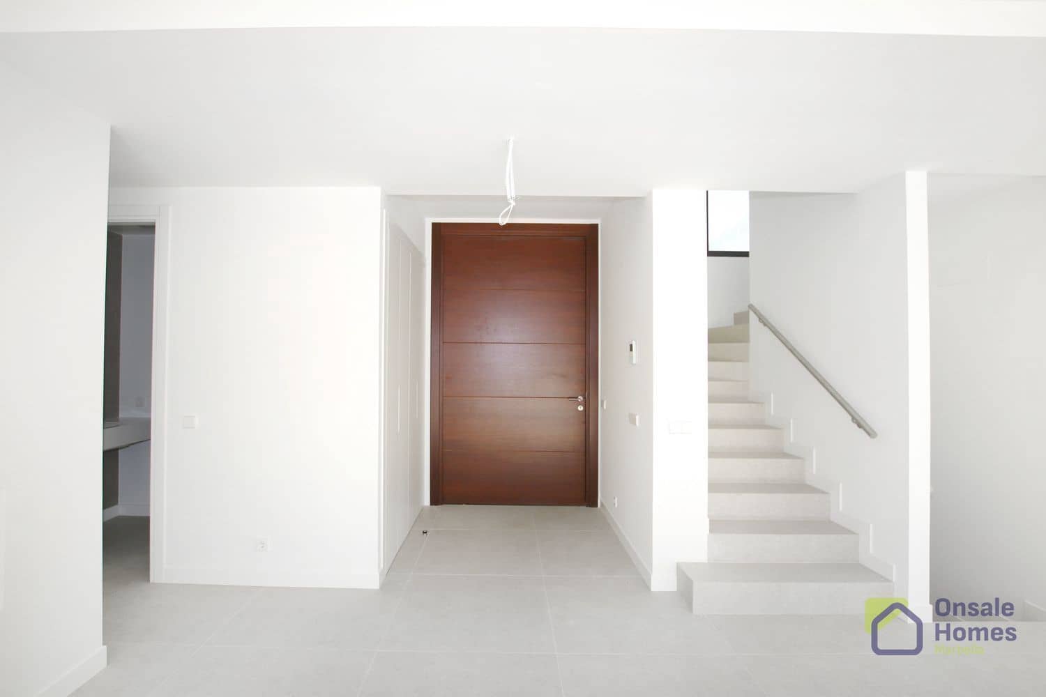 4 chambre Villa/Maison à vendre à Rio Real avec piscine garage - 2 300 000 € (Ref: 7945325)