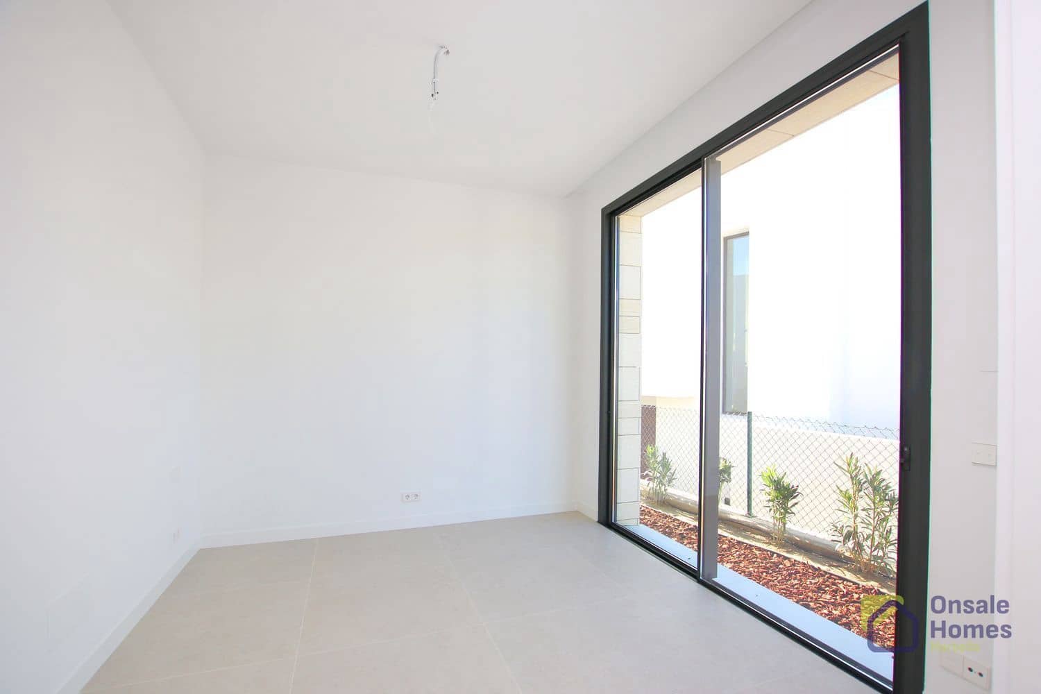 4 chambre Villa/Maison à vendre à Rio Real avec piscine garage - 2 300 000 € (Ref: 7945325)