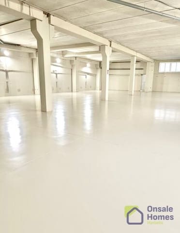 Erhverv til leje i Los Naranjos, Marbella - € 6.900 (Ref: 8546688)