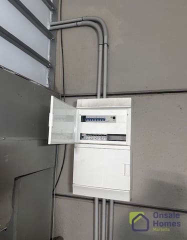 Erhverv til leje i Los Naranjos, Marbella - € 6.900 (Ref: 8546688)