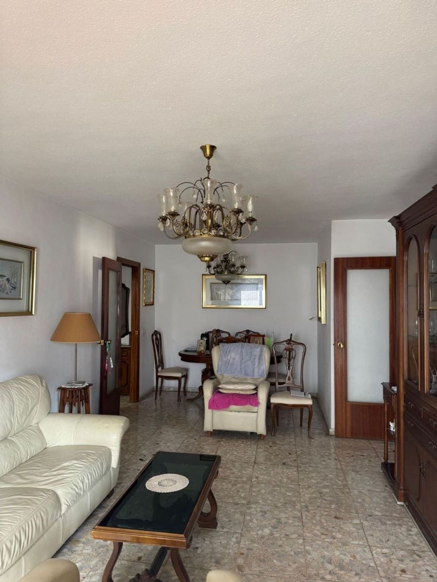 4 slaapkamer Appartement te koop in Marbella met garage - € 319.000 (Ref: 8664877)