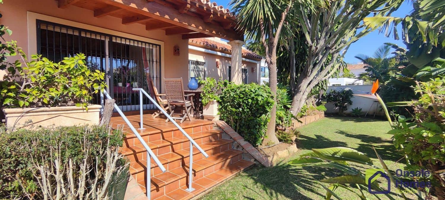 6 bedroom Villa for sale in Marbesa with pool garage - € 1,250,000 (Ref: 8821583)