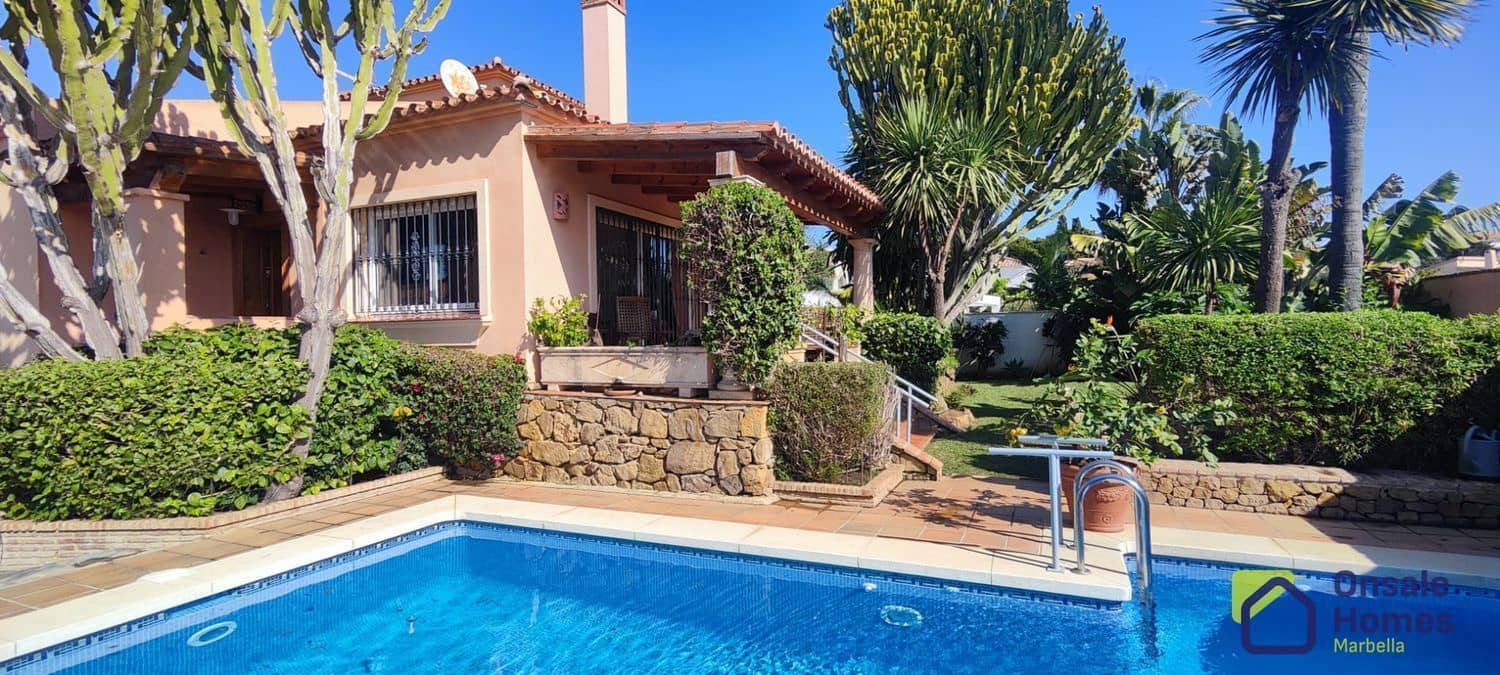 6 bedroom Villa for sale in Marbesa with pool garage - € 1,250,000 (Ref: 8821583)