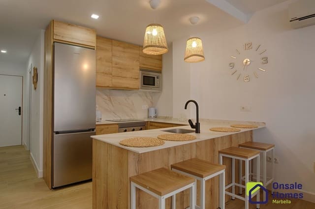 2 makuuhuone Huoneisto myytävänä paikassa Ricardo Soriano, Marbella mukana uima-altaan 
autotalli - 365 000 € (Ref: 8869154)