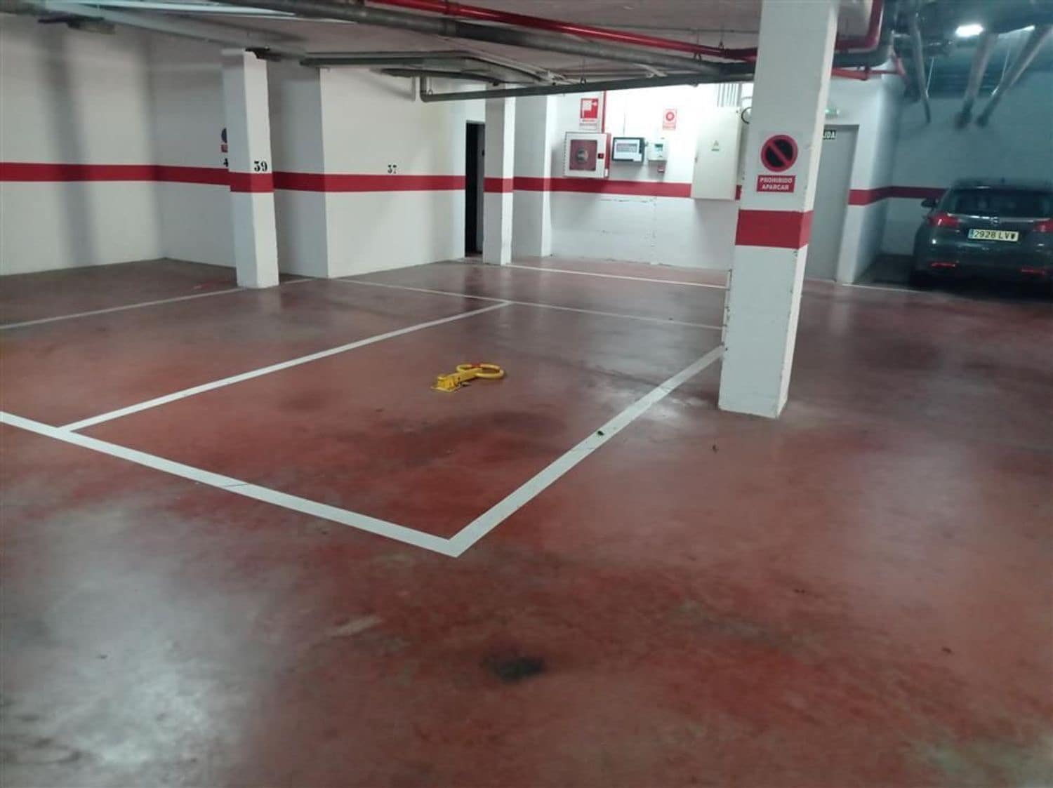 3 bedroom Apartment for sale in New Golden Mile with pool garage - € 475,000 (Ref: 9006647)