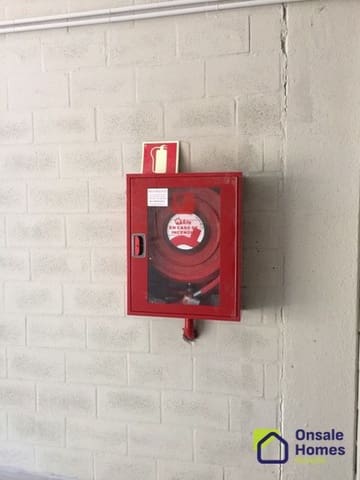 Erhverv til leje i Los Naranjos, Marbella - € 2.700 (Ref: 9006650)