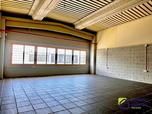 Erhverv til leje i San Pedro de Alcántara Pueblo, Marbella - € 4.850 (Ref: 9006652)