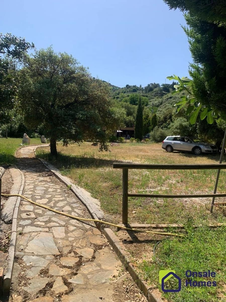 2 bedroom Finca/Country House for sale in Ojen with garage - € 330,000 (Ref: 9047239)