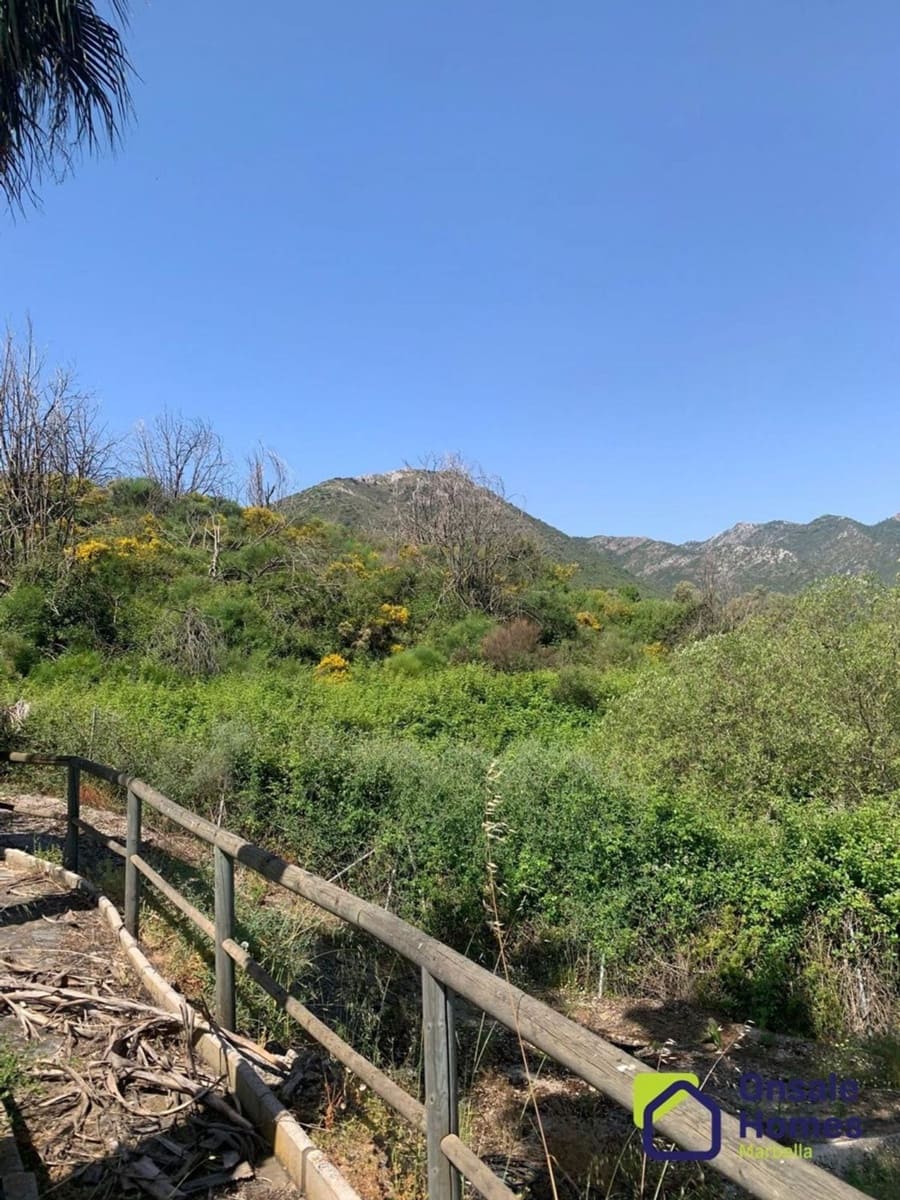 2 bedroom Finca/Country House for sale in Ojen with garage - € 330,000 (Ref: 9047239)