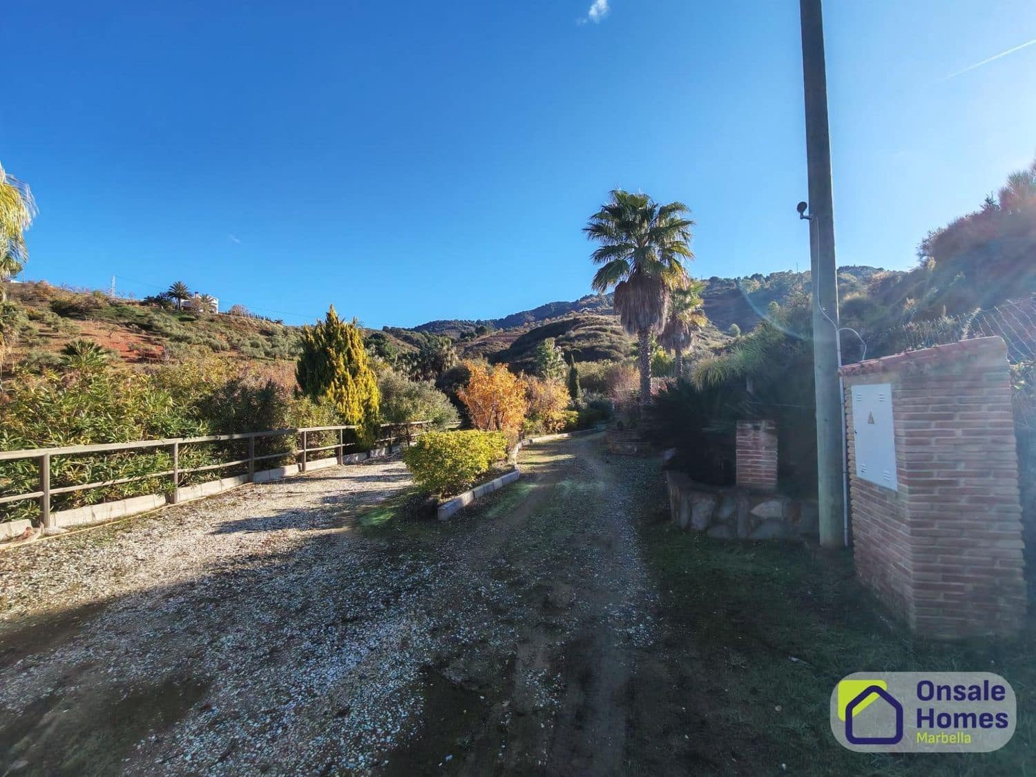 2 bedroom Finca/Country House for sale in Ojen with garage - € 330,000 (Ref: 9047239)