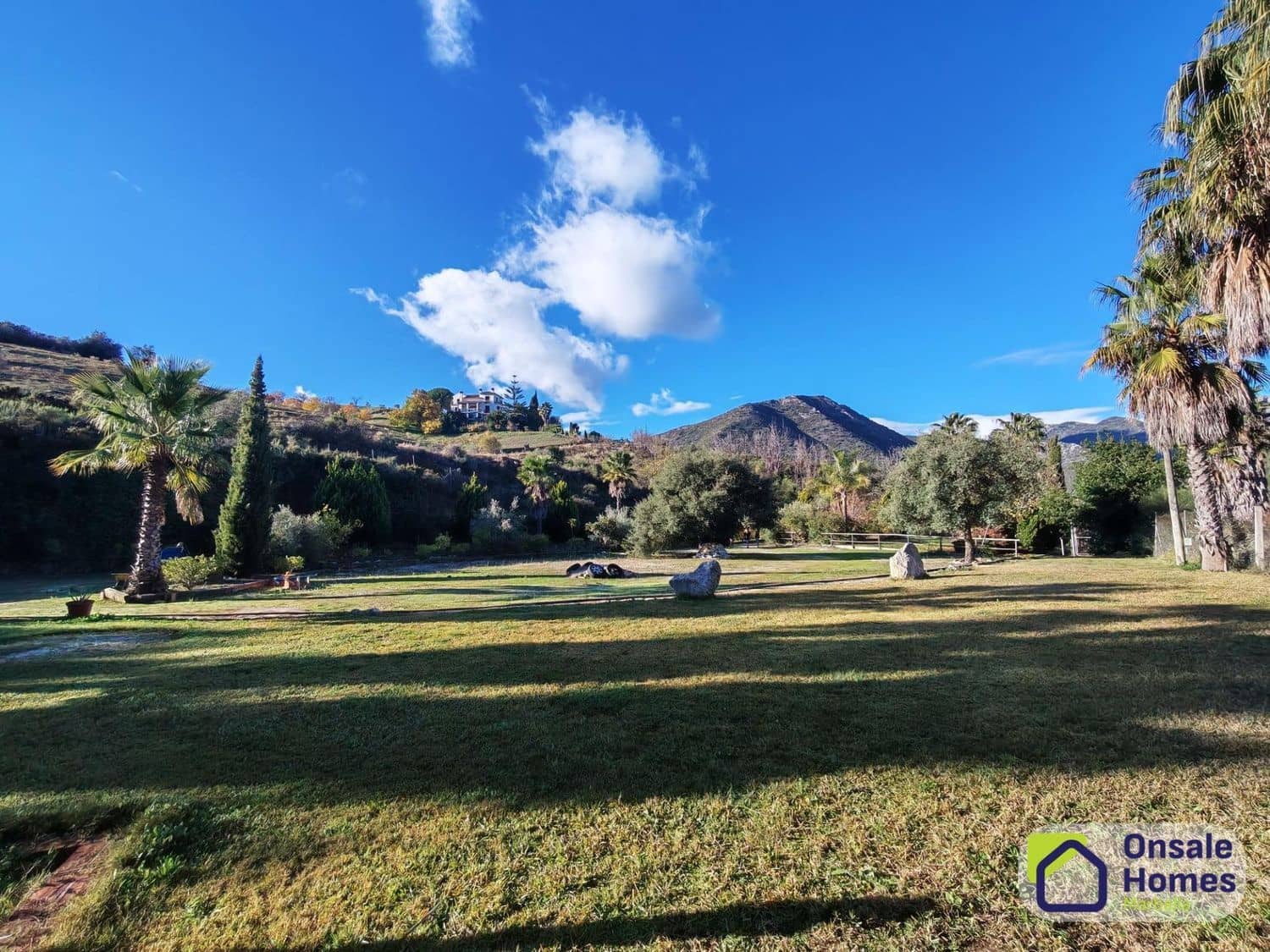 2 bedroom Finca/Country House for sale in Ojen with garage - € 330,000 (Ref: 9047239)