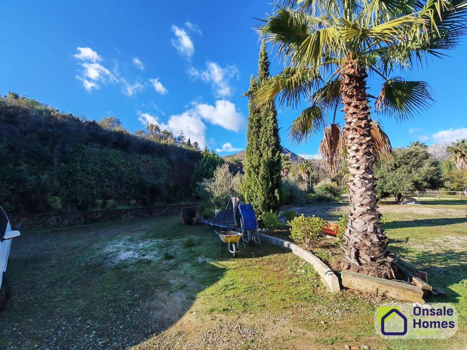 2 bedroom Finca/Country House for sale in Ojen with garage - € 330,000 (Ref: 9047239)