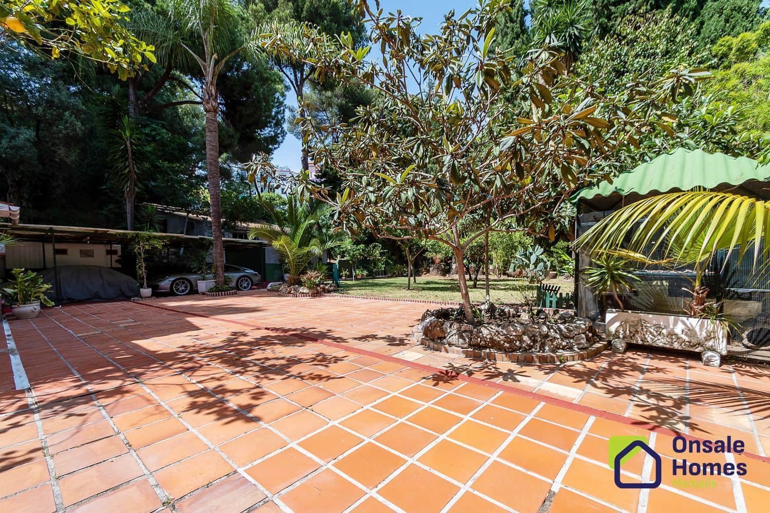 5 soveværelse Villa til salg i Marbella med swimmingpool garage - € 2.300.000 (Ref: 9075665)