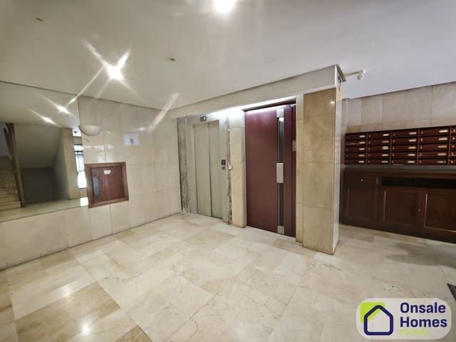 2 soveværelse Lejlighed til salg i Playa Bajadilla - Puertos, Marbella - € 550.000 (Ref: 9109956)