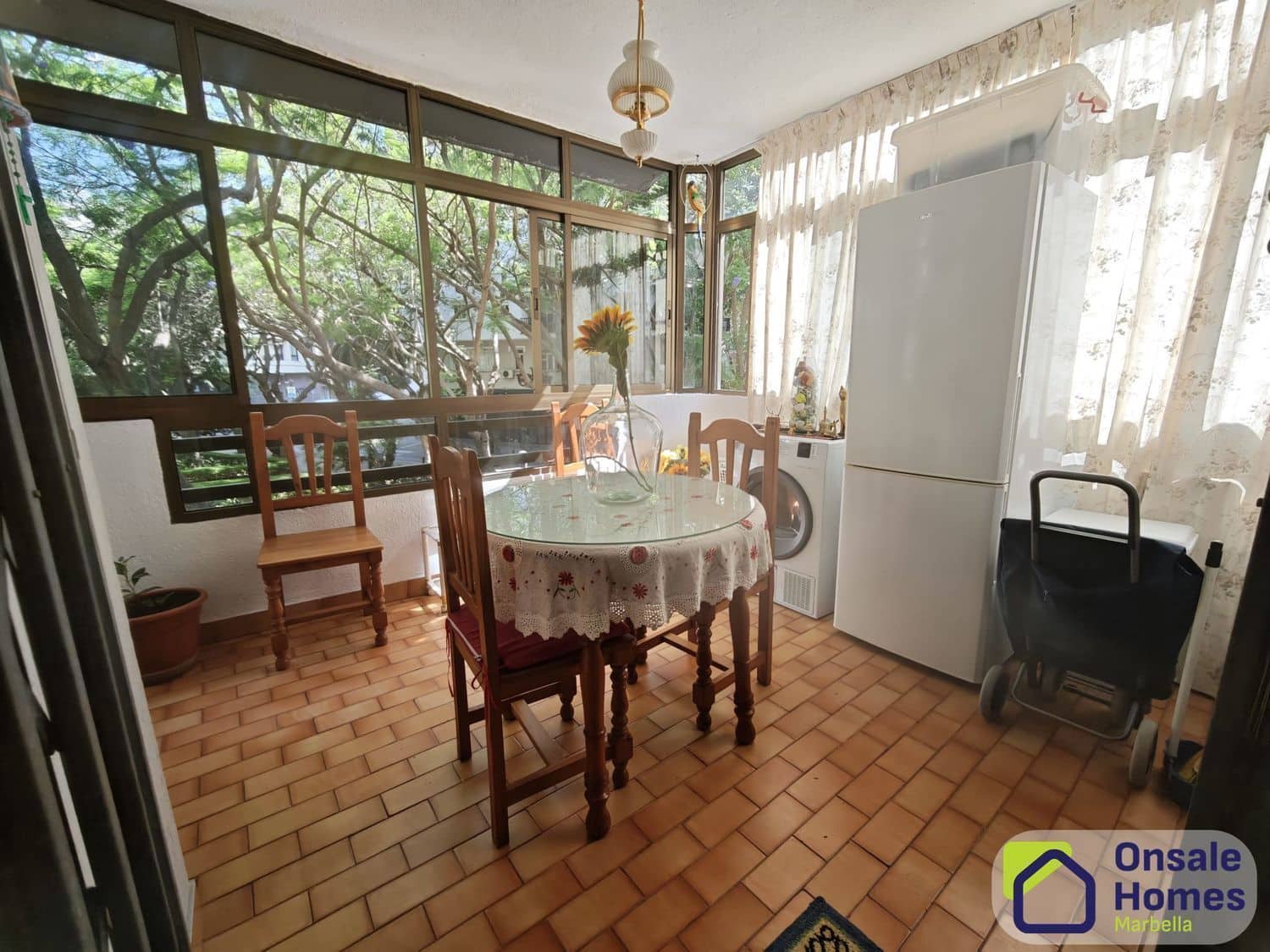 2 soveværelse Lejlighed til salg i Marbella med garage - € 550.000 (Ref: 9109956)