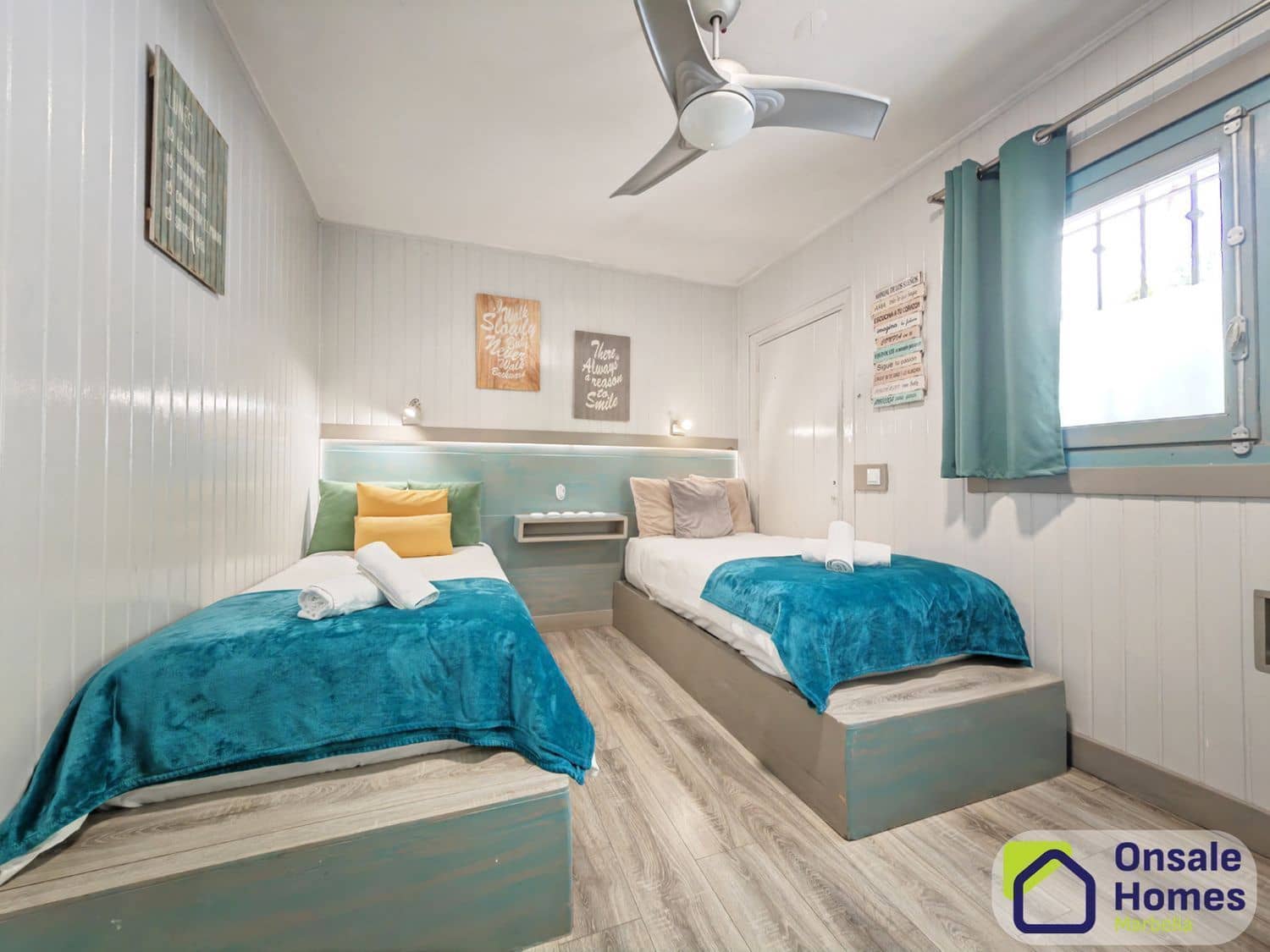 12 soveværelse Villa til salg i Marbella med garage - € 1.699.000 (Ref: 9145215)