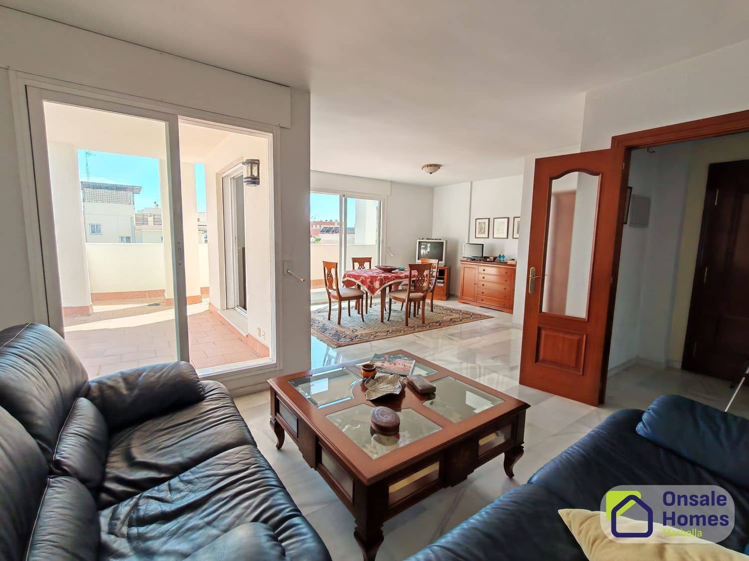 3 Zimmer Apartment zu verkaufen in Marbella mit Garage - 675.000 € (Ref: 9212509)