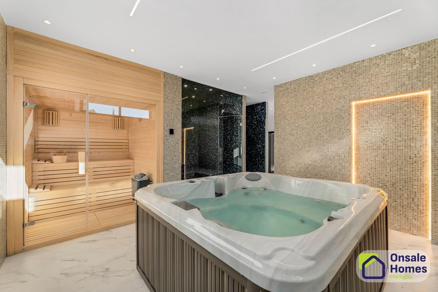 6 bedroom Villa for sale in New Golden Mile with pool garage - € 3,990,000 (Ref: 9251716)