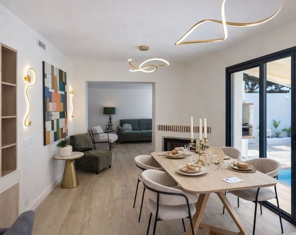 5 sypialnia Willa na sprzedaż w Costabella, Marbella z basenem garażem - 1 490 000 € (Ref: 9300343)