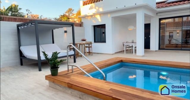 5 sypialnia Willa na sprzedaż w Costabella, Marbella z basenem garażem - 1 490 000 € (Ref: 9300343)