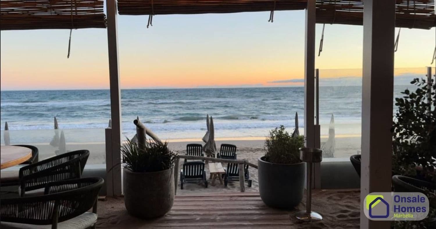 5 sypialnia Willa na sprzedaż w Costabella z basenem garażem - 1 490 000 € (Ref: 9300343)