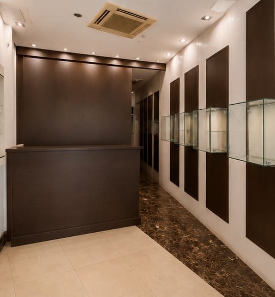 Commercial for rent in Marbella - € 2,200 (Ref: 9312202)