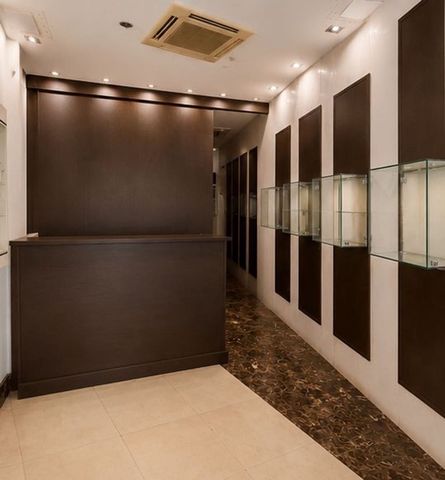 Commercieel te huur in Ricardo Soriano, Marbella - € 2.500 (Ref: 9312202)