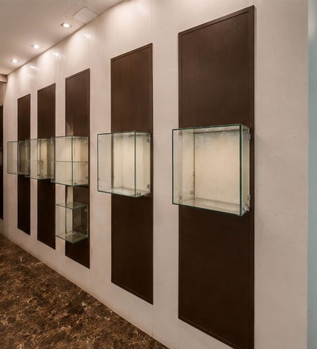 Comercial para arrendar em Marbella - 2 500 € (Ref: 9312202)